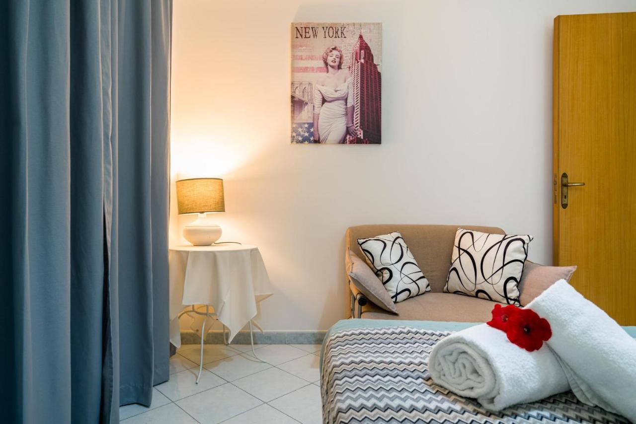 Loft Baia Di Letojanni Apartment Екстериор снимка